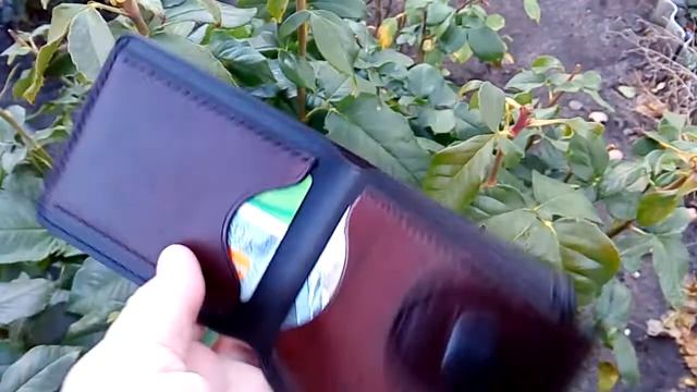 Кожаный мужской кошелек ручной работы.
