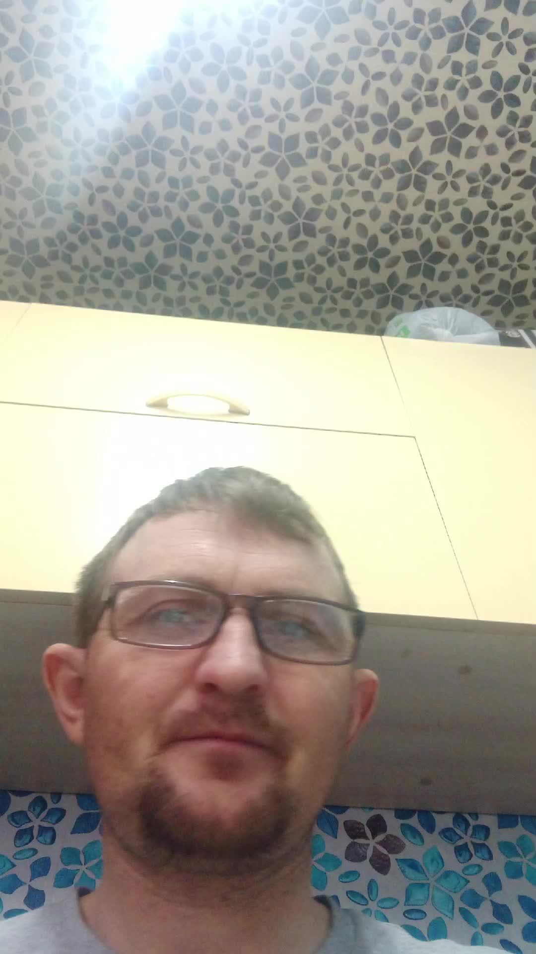 Привет всем! Андрей в эфире.