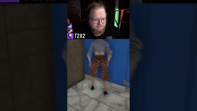 T2x2 Подглядывает 👀🚽 - #t2x2 #т2х2 #twitch #твич #shorts #юмор #игры #fastfoodsimulator
