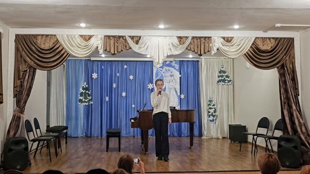 Спиридонова Анна Эстрадное пение, 3 группа (11-12 лет).