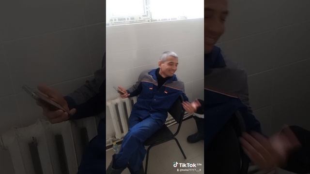 1000018403.mp4