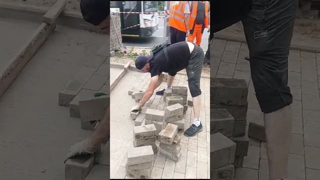 Укладка брусчатки