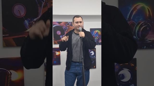 Учимся вокалу