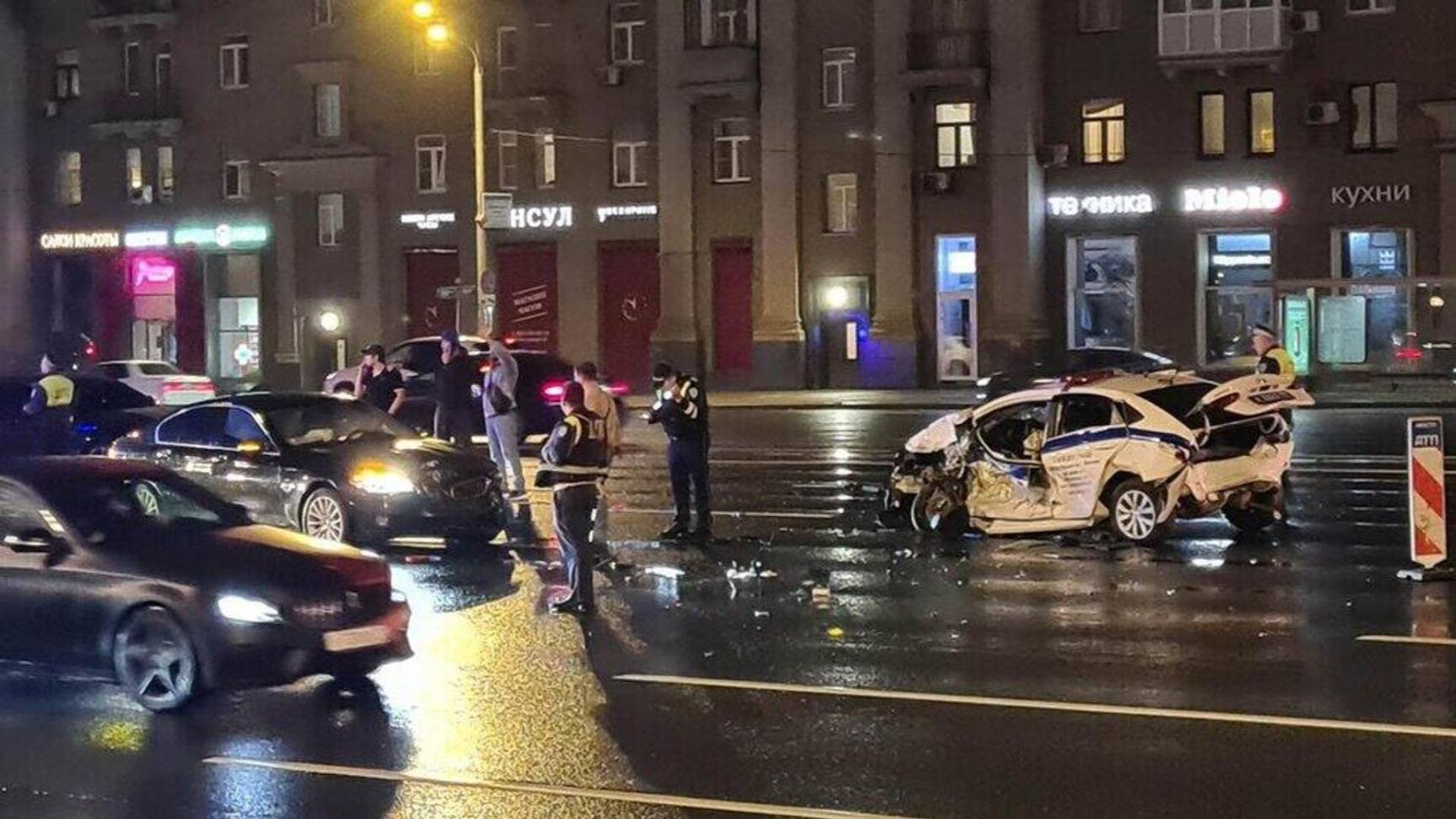 В Москве на Кутузовском проспекте произошло крупное ДТП