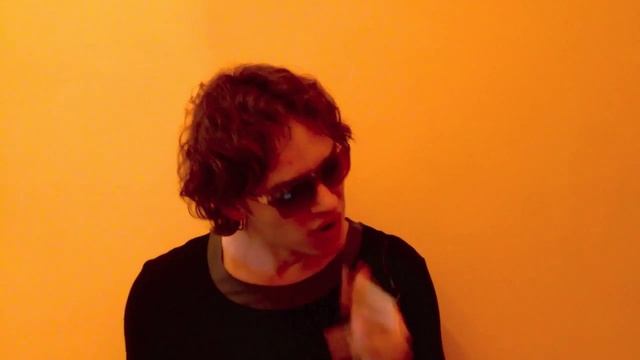 Приглашение на спектакль "Эти свободные бабочки" (13.04.2013)