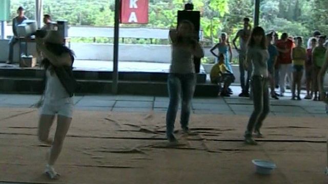 Лагерь Чайка (Алушта). Танцевальная тусовка. Стартин (2012-06-25) (2)