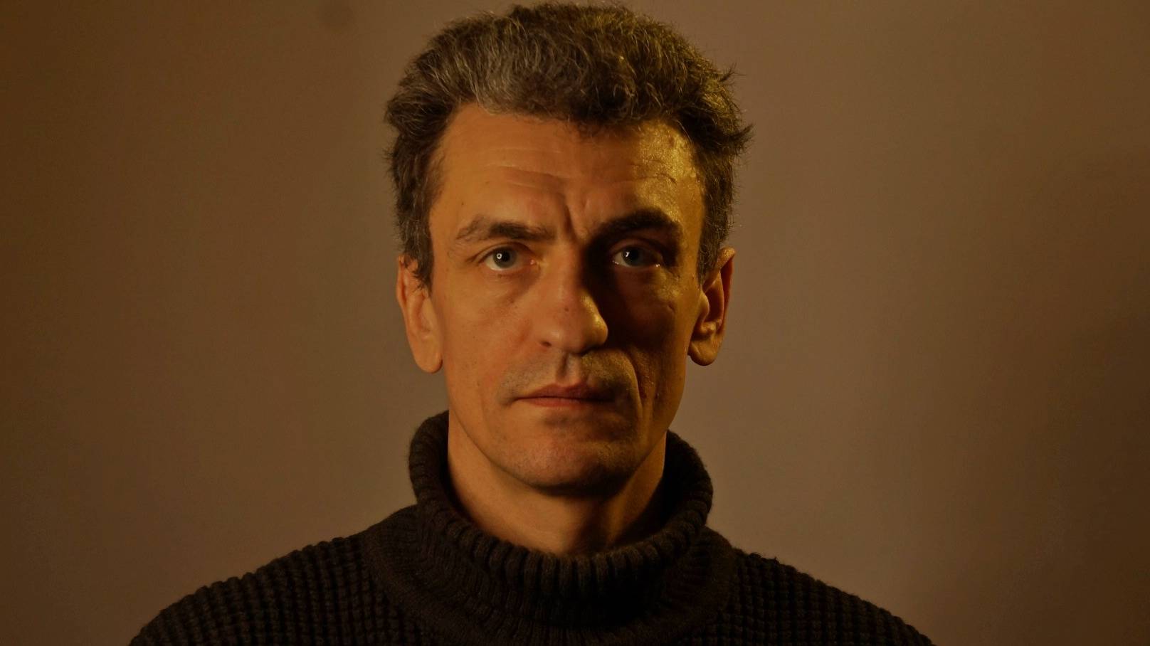 Видеовизитка Романа Робова