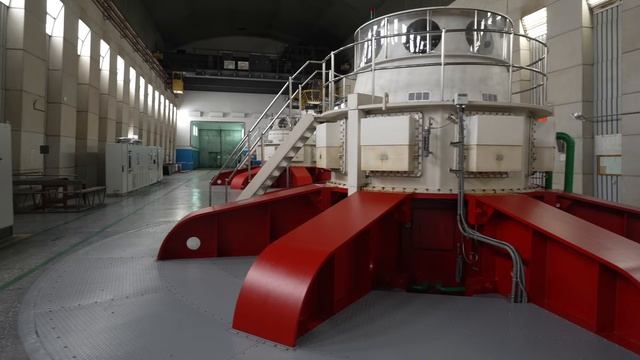 Первая ГЭС Таймыра Посреди Тундры , Усть-Хантайская ГЭС в Снежногорске