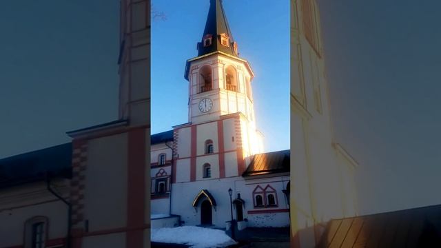 Колокольня на закате (Bell Tower)