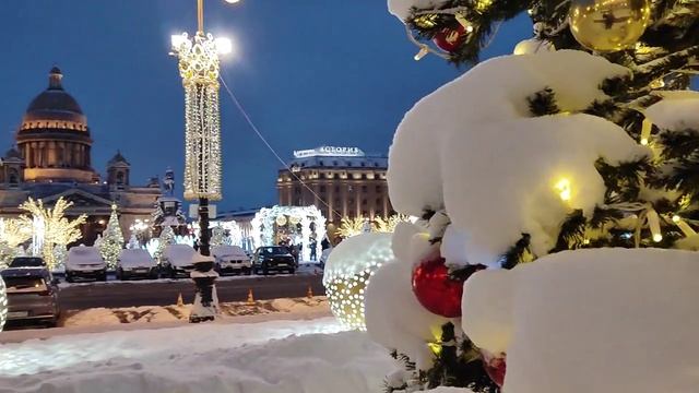 Новогоднее убранство Санкт-Петербурга.