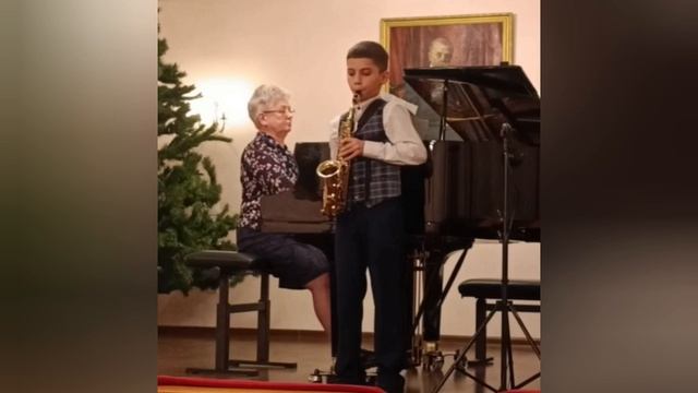 Новиков Богдан (Ф. Шуберт - Аве Мария)