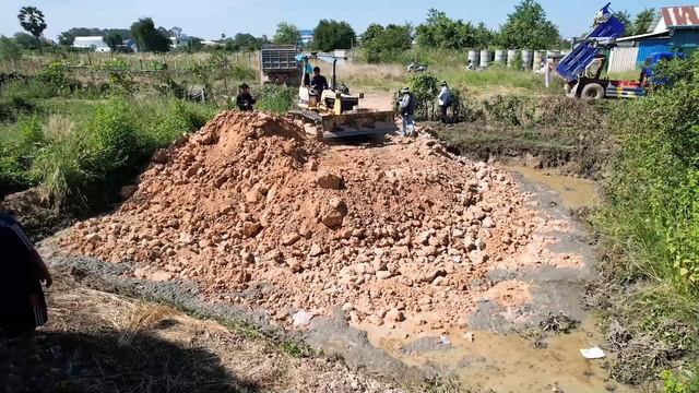 Строительство, участок под засыпку