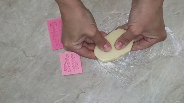 Пластичный шоколад всего из двух ингредиентов 🍫