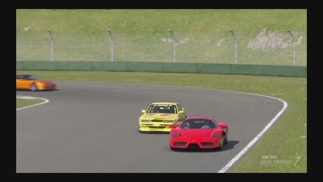 Gran Turismo™ 7 Nissan Silvia vs Lamborghini