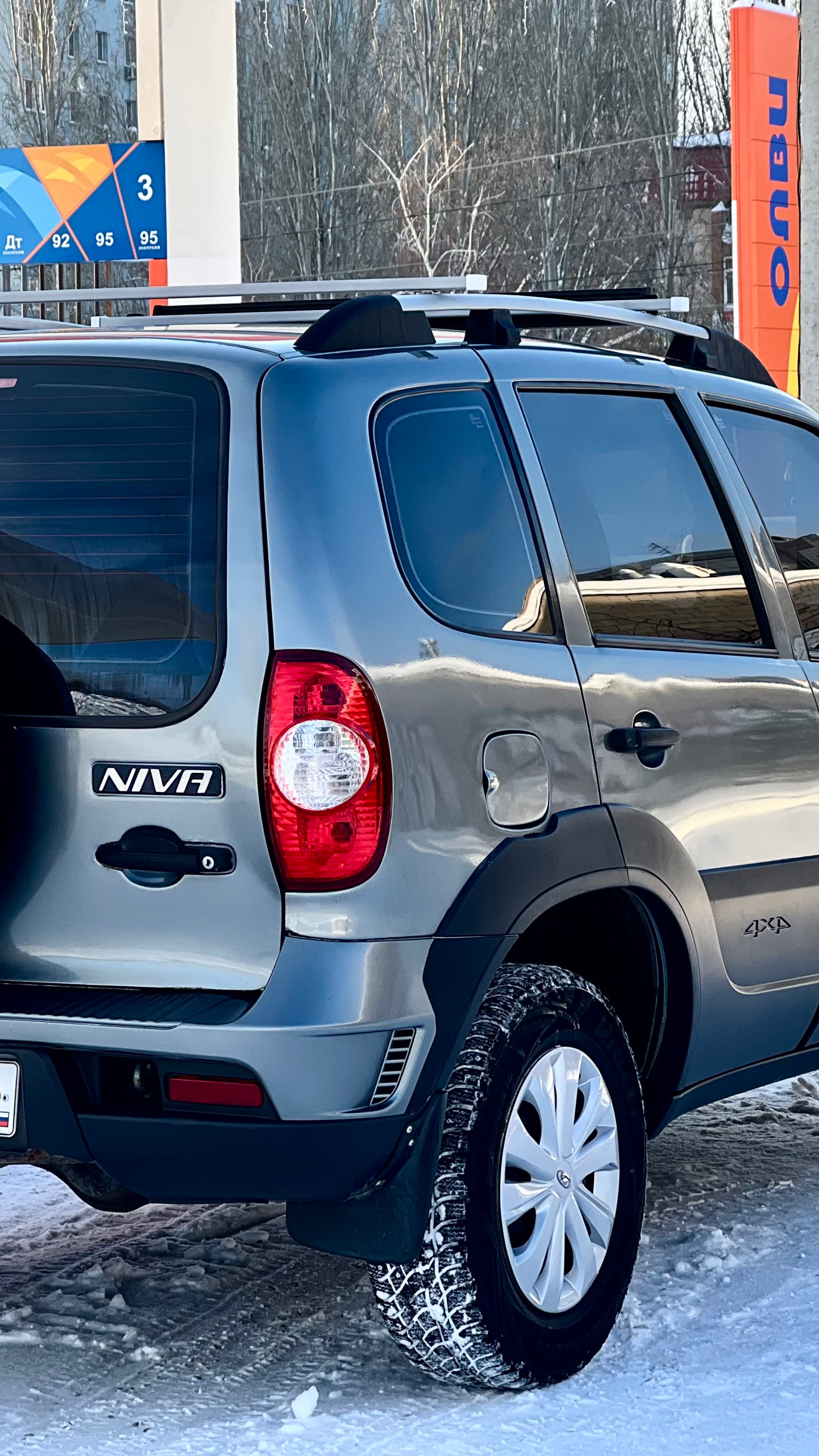 Chevrolet Niva 2011г