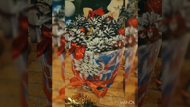 Декор из шишек🎄🎄🎄