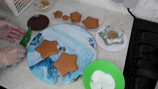 Пряничная ëлочка может быть не только Новогодним подарком😉🎄✨