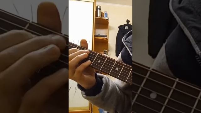 Как на войне #guitar #гитарные #music #электрогитара #guitarcover #акустическаягитара #гитарныемелод