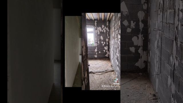 Один из объектов механизированная штукатурка