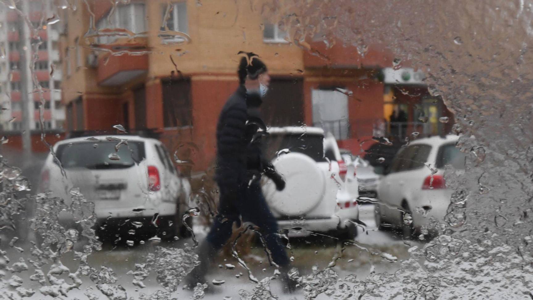 В Москве в пятницу ожидается дождь и гололедица
