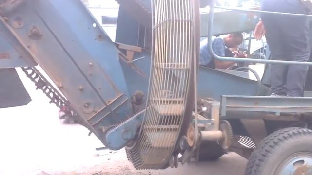 Комбайн Анна Z644 прокрутка перед работой 1 часть.