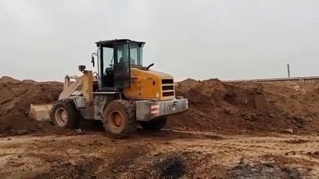 Демонстрация возможностей фронтального погрузчика LONKING CDM932N Часть 6