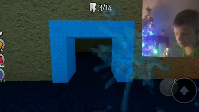 Не лизайся. Roblox  язык пытается меня лизнуть.