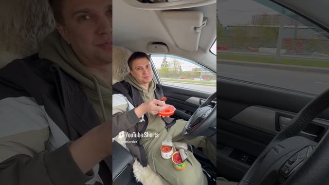 Идеальный перекус👍 #шортс #отдых #еда #икра #путешествия #влог #блогер #россия #питер #авто