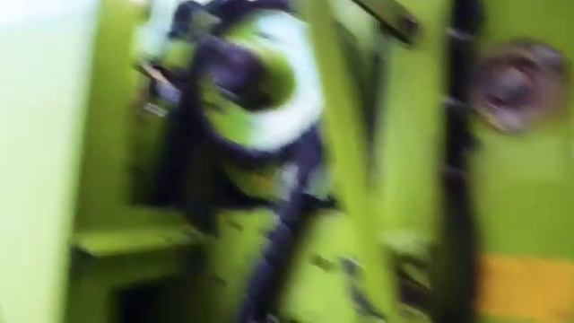 Прокрутка CLAAS ROLLANT 250