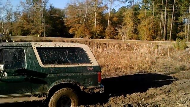 89 bronco mudding part 2