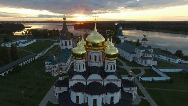 Валдайский Иверский монастырь - Закат