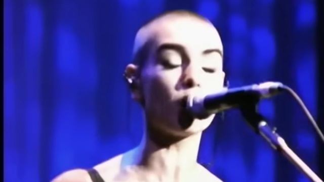 Sinéad O'Connor - Nothing Compares 2 U (Live in Europe 1990)