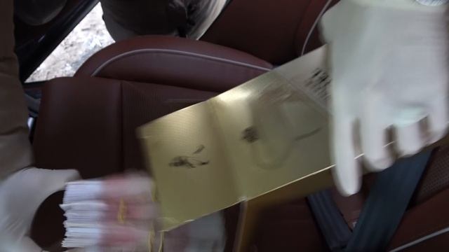 Задержан с поличным за взятку глава Красносельского района Санкт-Петербурга