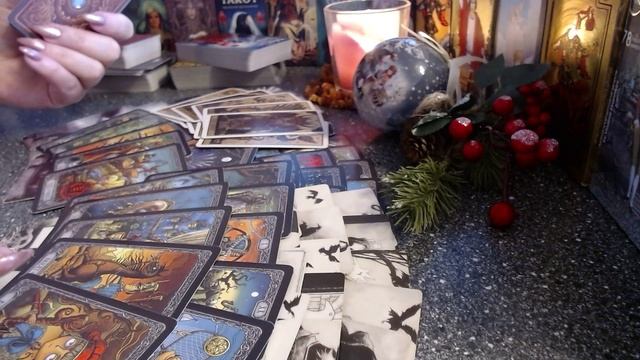 Таро для мужчин Крыша потекла А залатать нечем
Запись на личный расклад +79084810007 WhatsApp