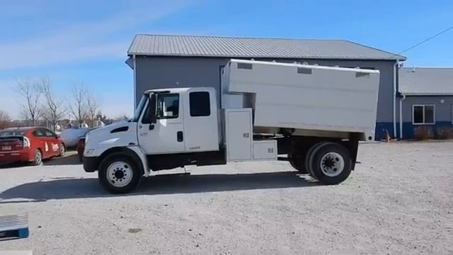 2004 International 4200  dump truck for sale at auction | bidding closes March 24, 2022