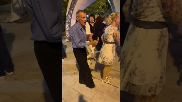 Короли танцпола. Мастератанца. Покорители❤️сердец #сокольники #dance #танцплощадка