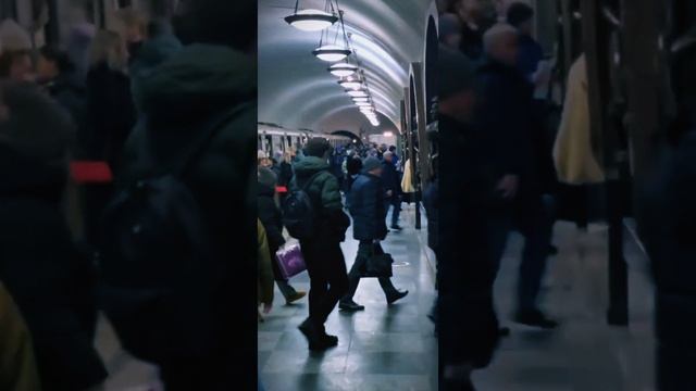 Железный дровосек - прогулка по метро