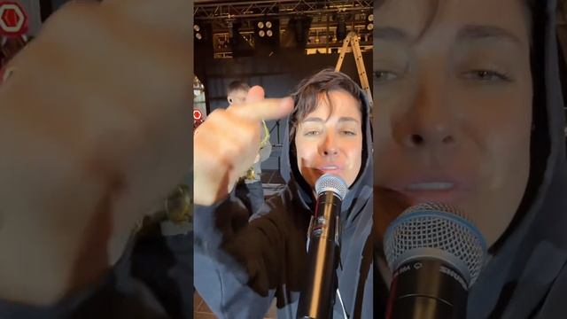 Интернет гласит, что Ореховым цветом глаз 👁️ обладает 5% населения
А какой цвет ваш!