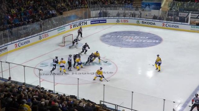 Thomas Sabo Ice Tigers - HC Davos | Game 4 | Spengler Cup Davos 2018