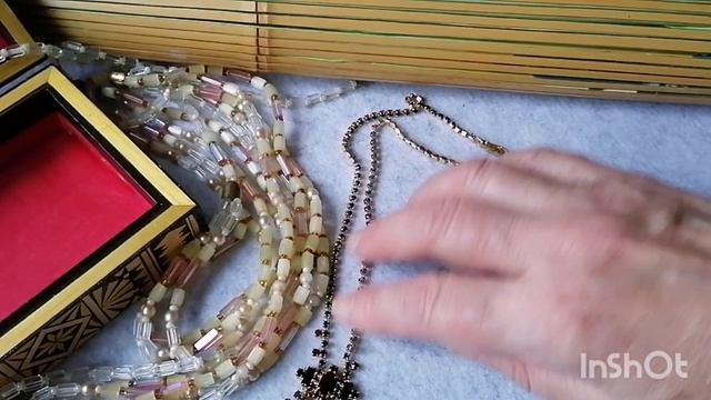 157. Распаковываем посылки вместе. Сатиновые бусы, украшения для ремонта. И не только бижутерия...