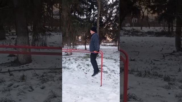 турник и брусья.Уфа.Нагаево.локация-3