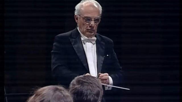 Grigory Krasko conducts Ravel Bolero