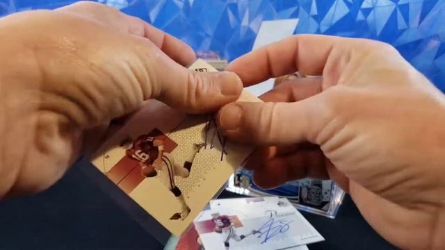 Reviewing Some Repack Products & Pulling Awesome Rookies!