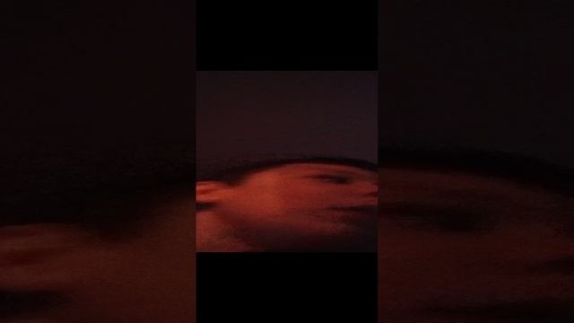 спасите мой брат превратился в брата 404 и хочет меня убить 😭