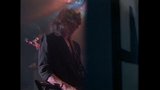 Run DMC feat. Aerosmith - Walk This Way (1986)
