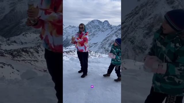 Поздравляю! С 1 днем зимы❄️