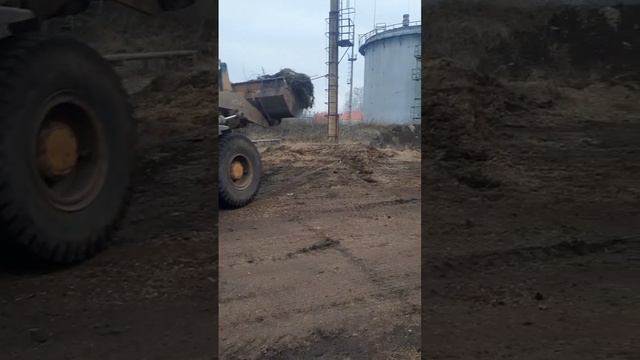 Расчистка участка нефтебазы