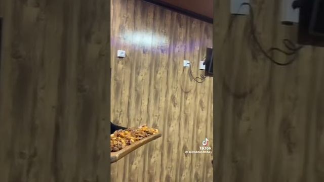 87 лар
