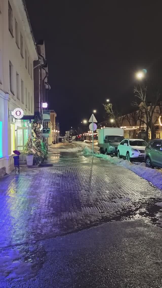 г.Тверь 21.12.24 ⏰7:20, +2°С☔❄️
Сегодня день Российского риэлтора.