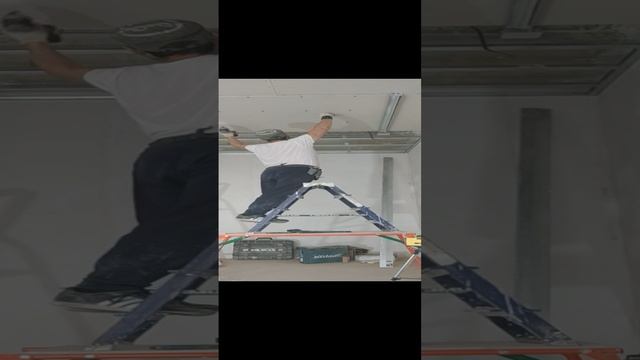 Один из дней отделочники.